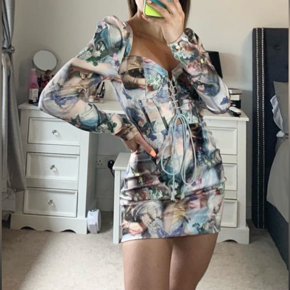 PrettyLittleThing Heavenly Butterly Garden Print Long Sleeve Dress